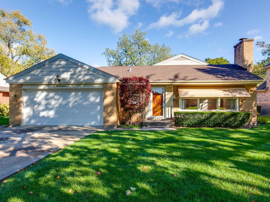 217 S Can Dota Ave., Mount Prospect, IL 60056