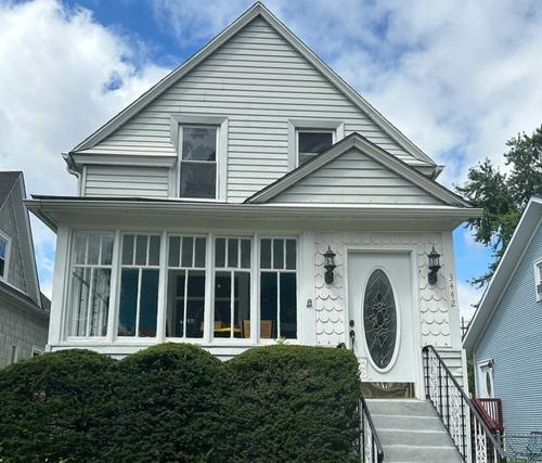 3442 S Maple Ave., Berwyn, IL 60402