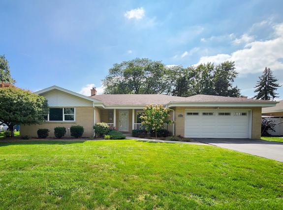 6225 W 128th St., Palos Heights, IL 60463