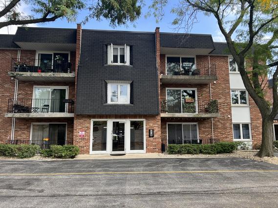 10732 Kilpatrick Ave. #2SW, Oak Lawn, IL 60453