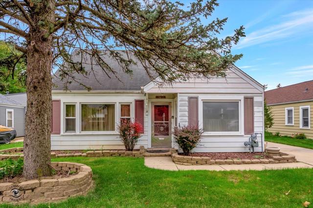 9212 S Sproat Ave., Oak Lawn, IL 60453