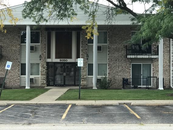 9350 W Church St. #2B, Des Plaines, IL 60016