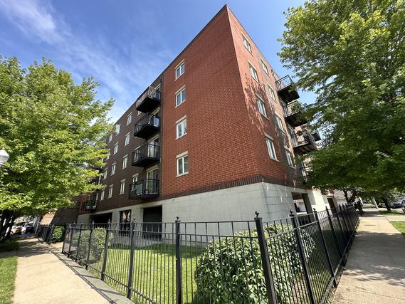 475 W 24th St. #4G, Chicago, IL 60616