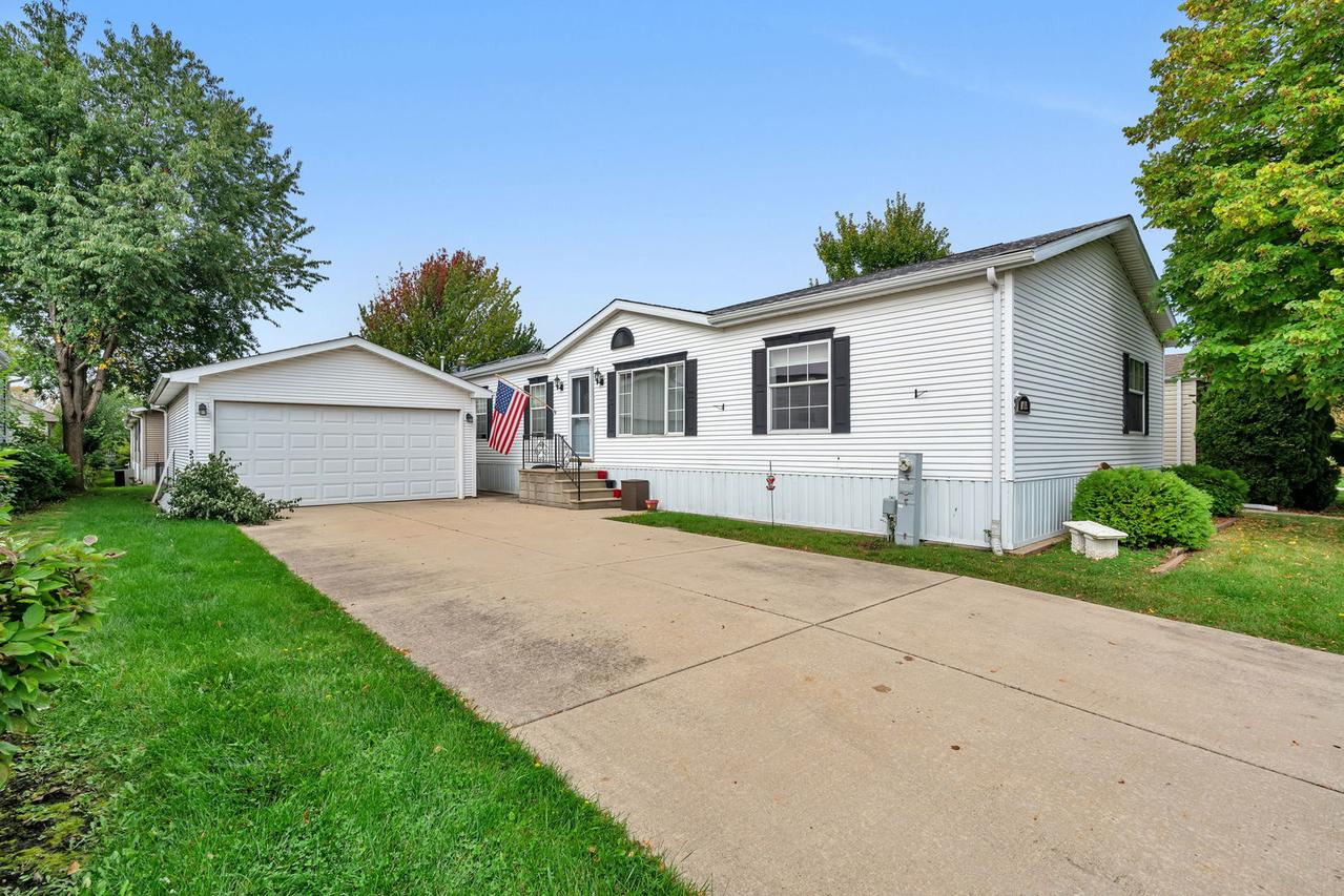1015 Garden Dr., Manteno, IL 60950