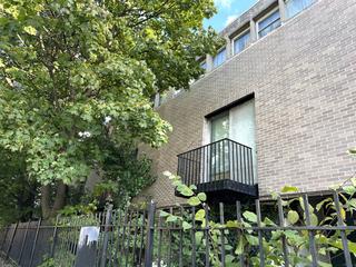 1315 E 55th St., Chicago, IL 60615