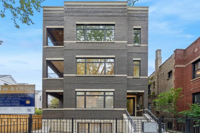 1511 W Byron St. #2, Chicago, IL 60613
