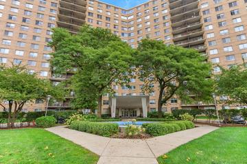 7033 N Kedzie Ave. #1207, Chicago, IL 60645