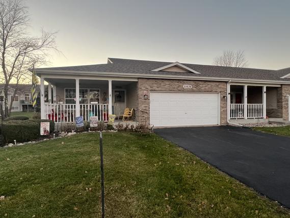 25636 S Red Stable Ln., Channahon, IL 60410