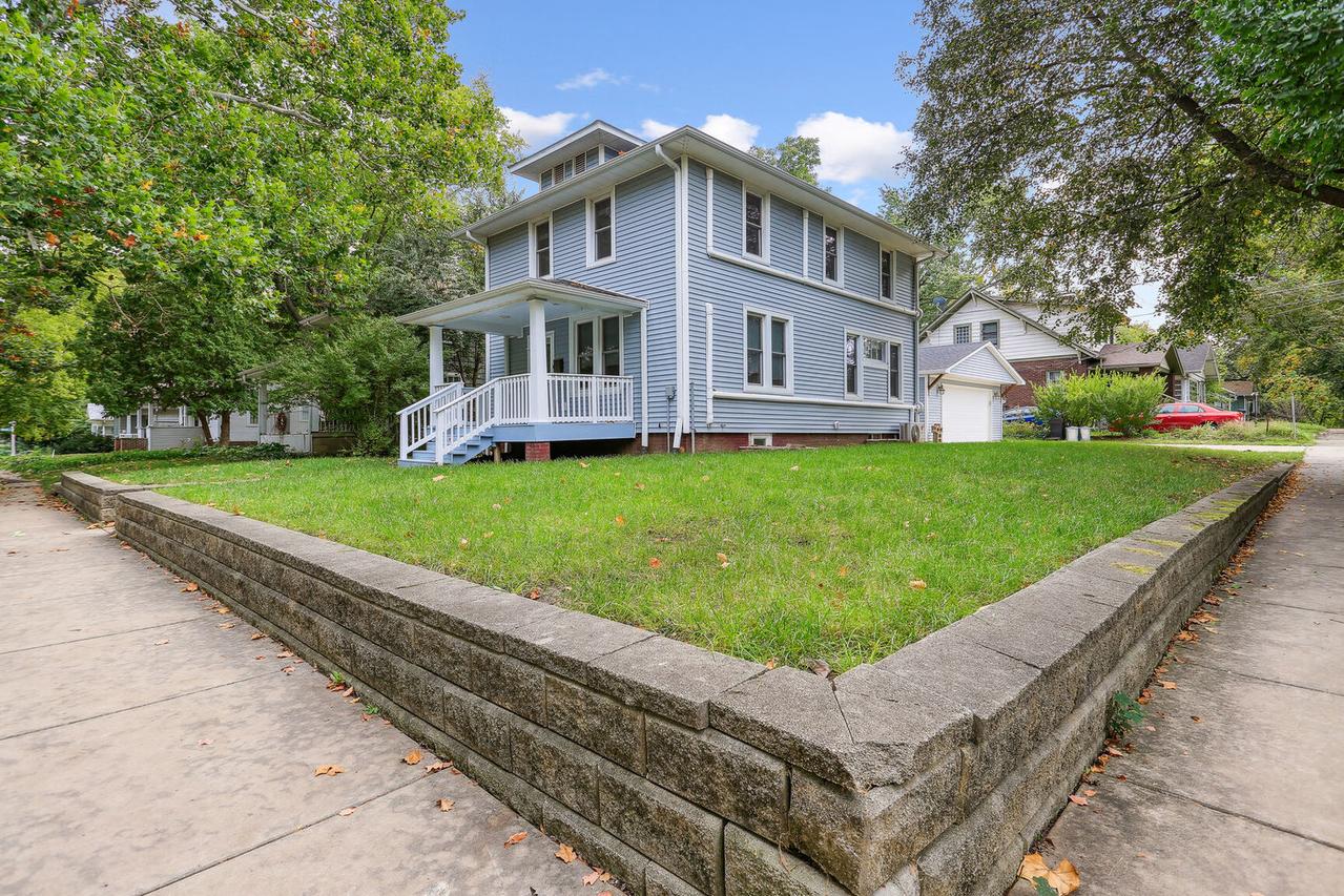 901 E Oregon St., Urbana, IL 61801
