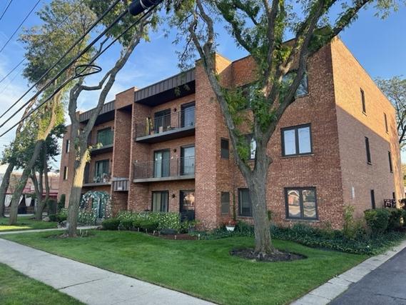 8455 W Lawrence Ave. #1D, Chicago, IL 60656