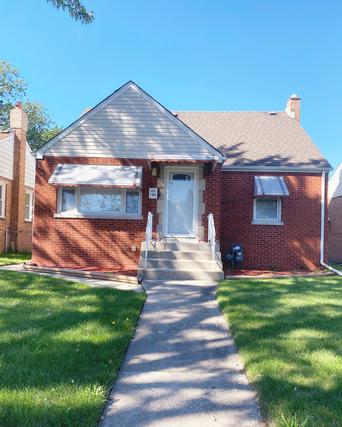 388 Paxton Ave., Calumet City, IL 60409