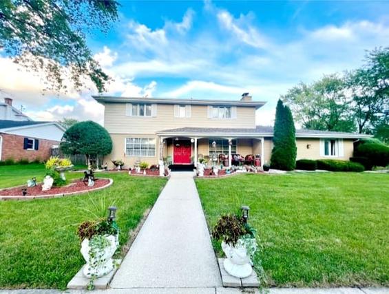 204 Westport Dr., Joliet, IL 60431
