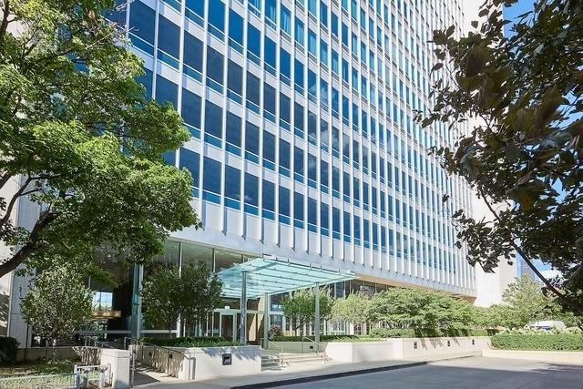 500 W Superior St. #2108, Chicago, IL 60654