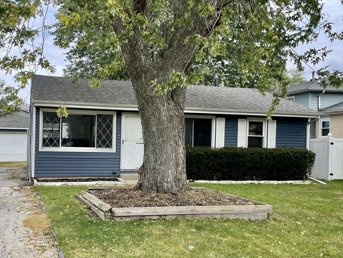 16791 92nd Ave., Orland Hills, IL 60487