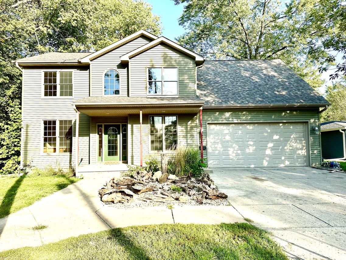 416 Chambers St., Ottawa, IL 61350
