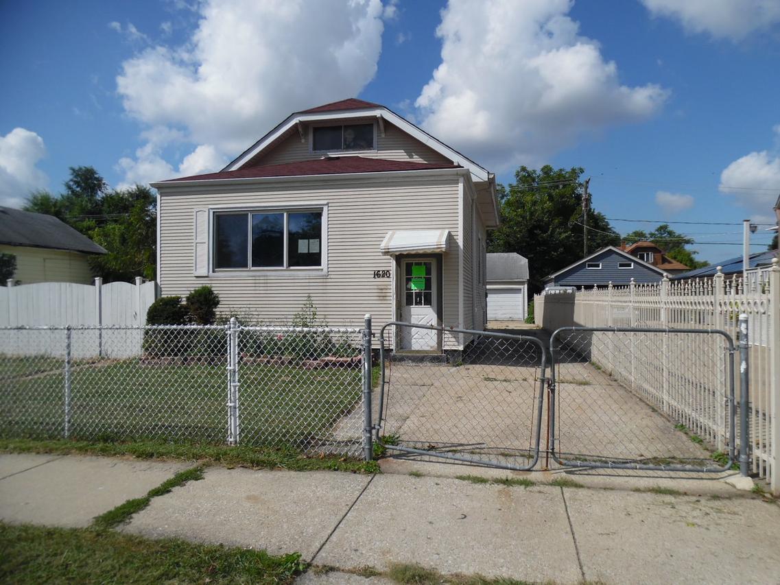 1620 N 34th Ave., Melrose Park, IL 60160