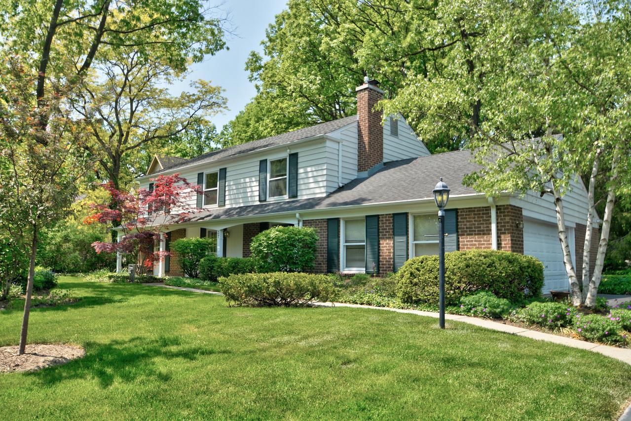 37 Berkshire Ln., Lincolnshire, IL 60069