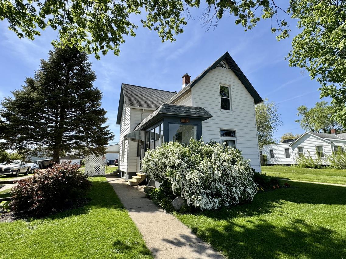 616 N Pleasant St., Princeton, IL 61356