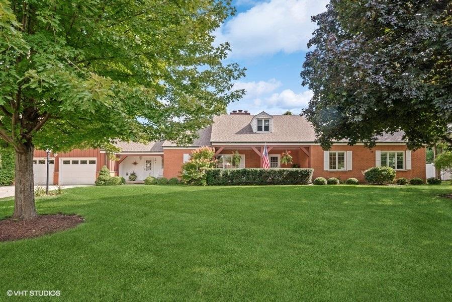 3000 Twin Oaks Dr., Joliet, IL 60435