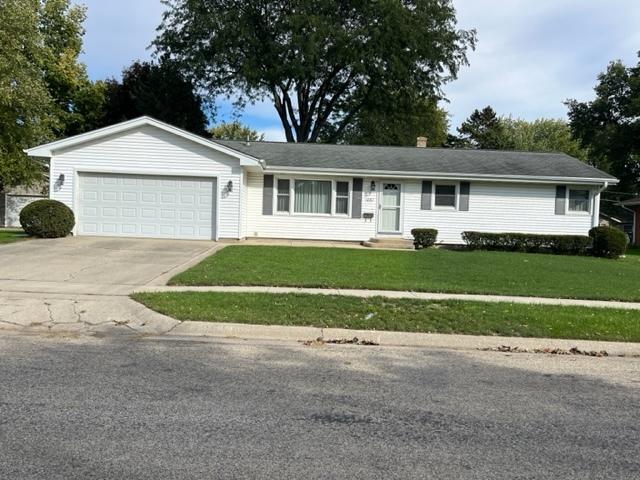 1061 Meadow Ln., Rochelle, IL 61068