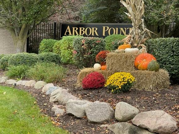 15120 Alpine Dr., Orland Park, IL 60467