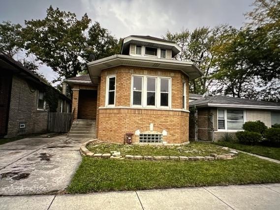 8104 S Oglesby Ave., Chicago, IL 60617