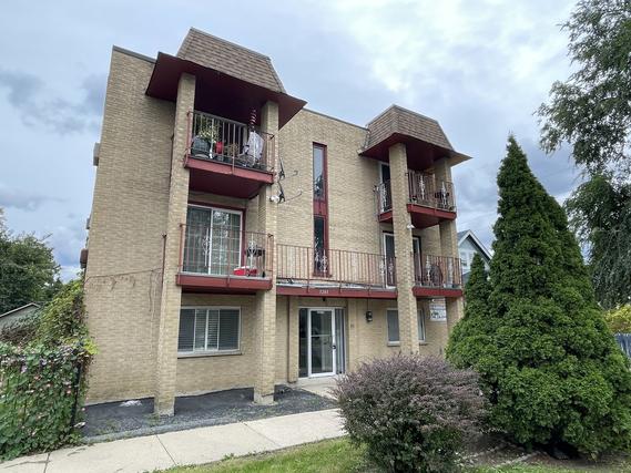 3243 S 49th Ave. #301, Cicero, IL 60804