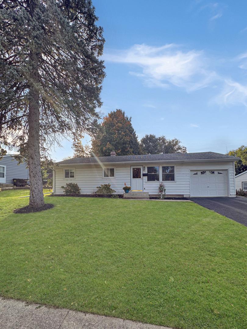 1427 Mark Dr., Freeport, IL 61032