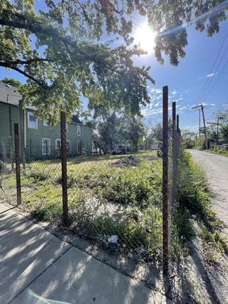 4745 W Harrison St., Chicago, IL 60644