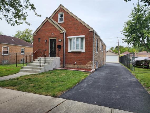 4912 S Lamon Ave., Chicago, IL 60638