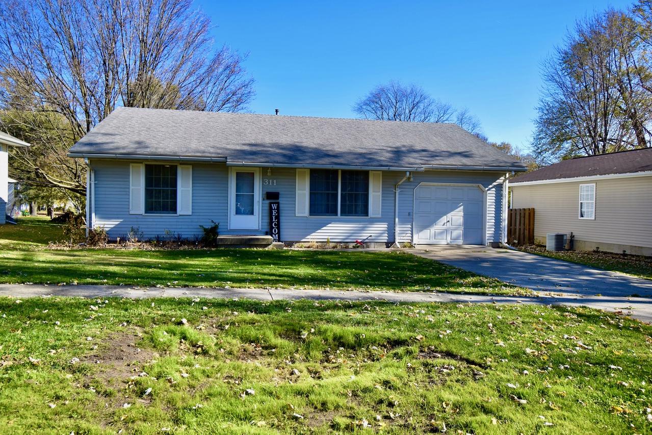 311 S Vine St., Mount Pulaski, IL 62548