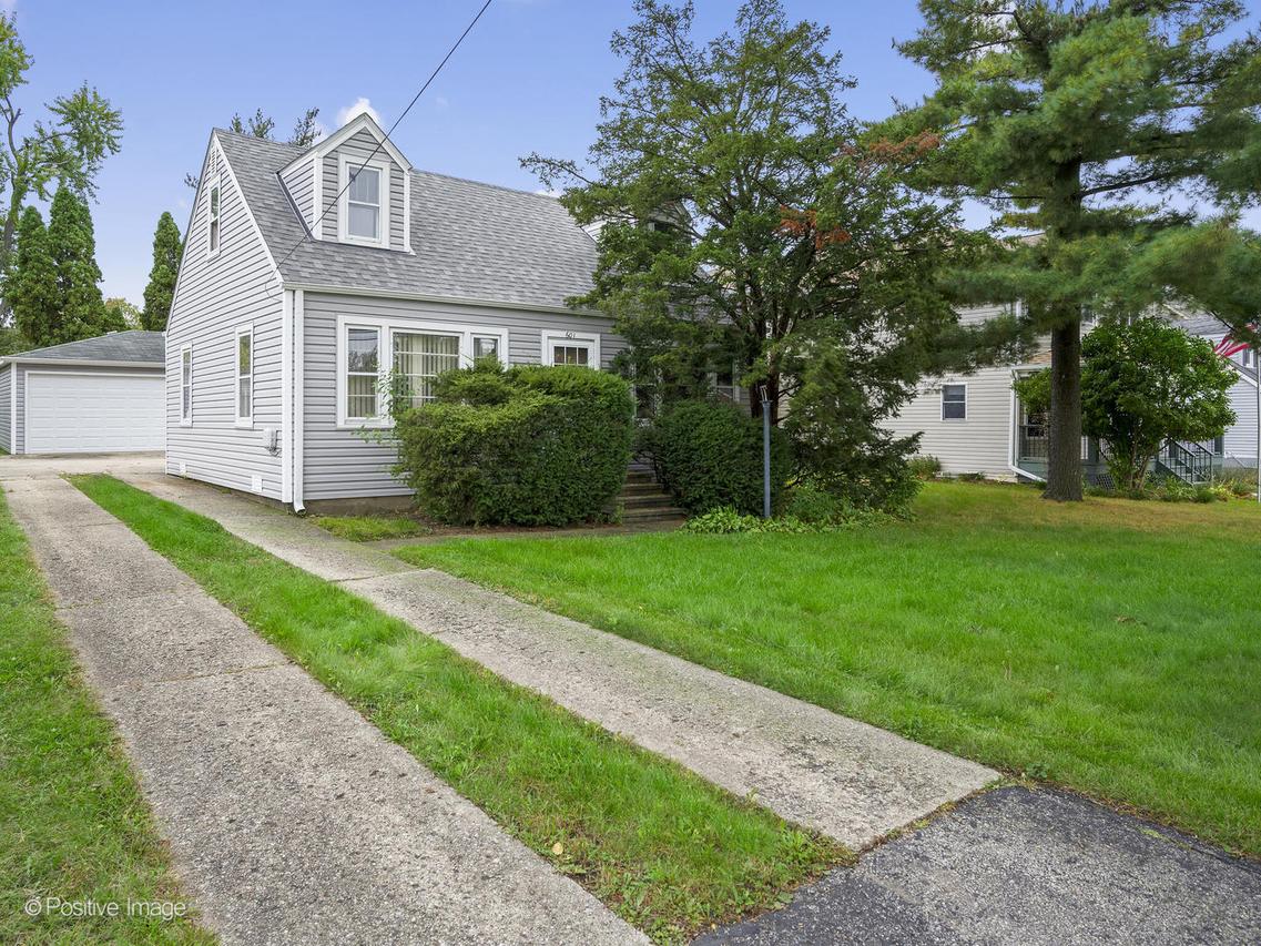 601 E Prairie Ave., Lombard, IL 60148