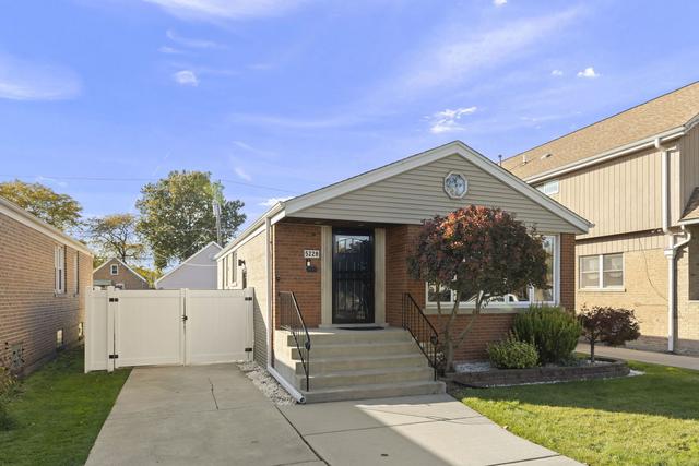 5228 S Sayre Ave., Chicago, IL 60638