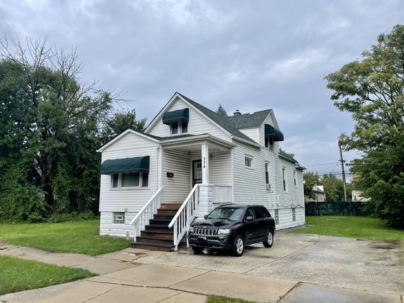 334 155th St., Calumet City, IL 60409