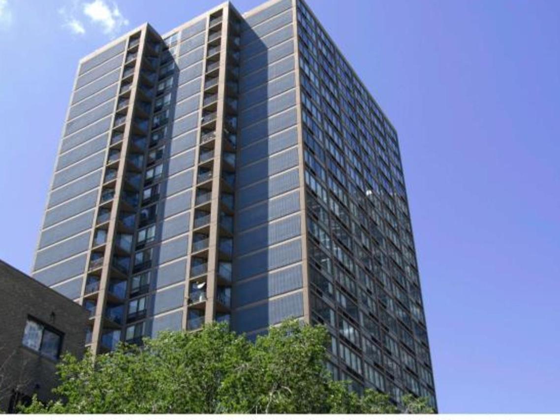 5320 N Sheridan Rd. #F40, Chicago, IL 60640