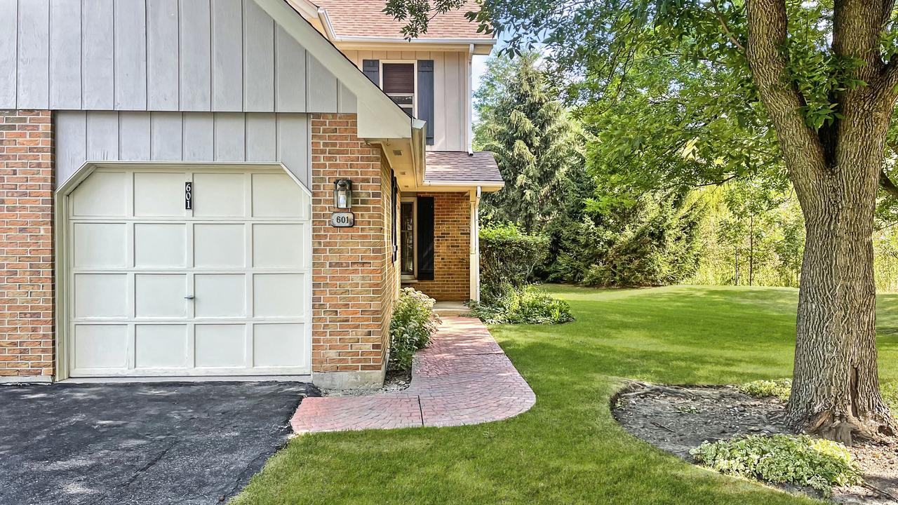 601 Country Ln., Des Plaines, IL 60016