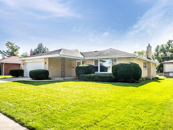 825 E 169th St., South Holland, IL 60473