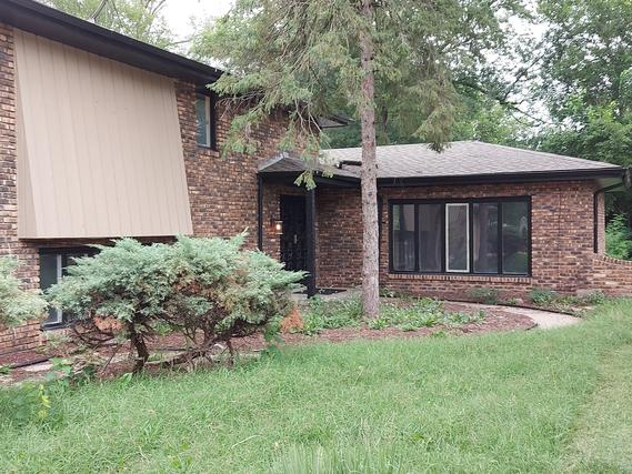 650 Ann St., Dolton, IL 60419
