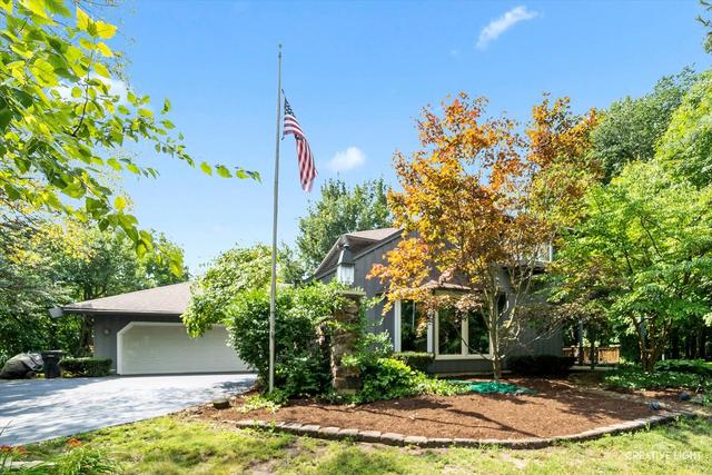 14 Hathaway Crescent, Sugar Grove, IL 60554