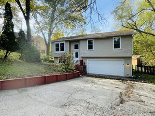 3319 Charles Ct., Island Lake, IL 60042