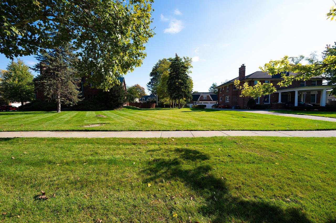 1441 Ashland Ave., River Forest, IL 60305