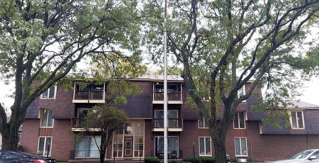 5721 W 103rd St. #103, Oak Lawn, IL 60453