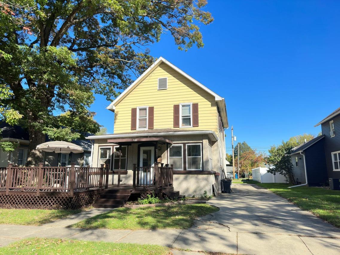 410 E Erie St., Spring Valley, IL 61362