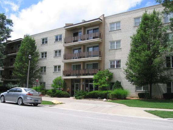 8210 Elmwood Ave. #415, Skokie, IL 60077