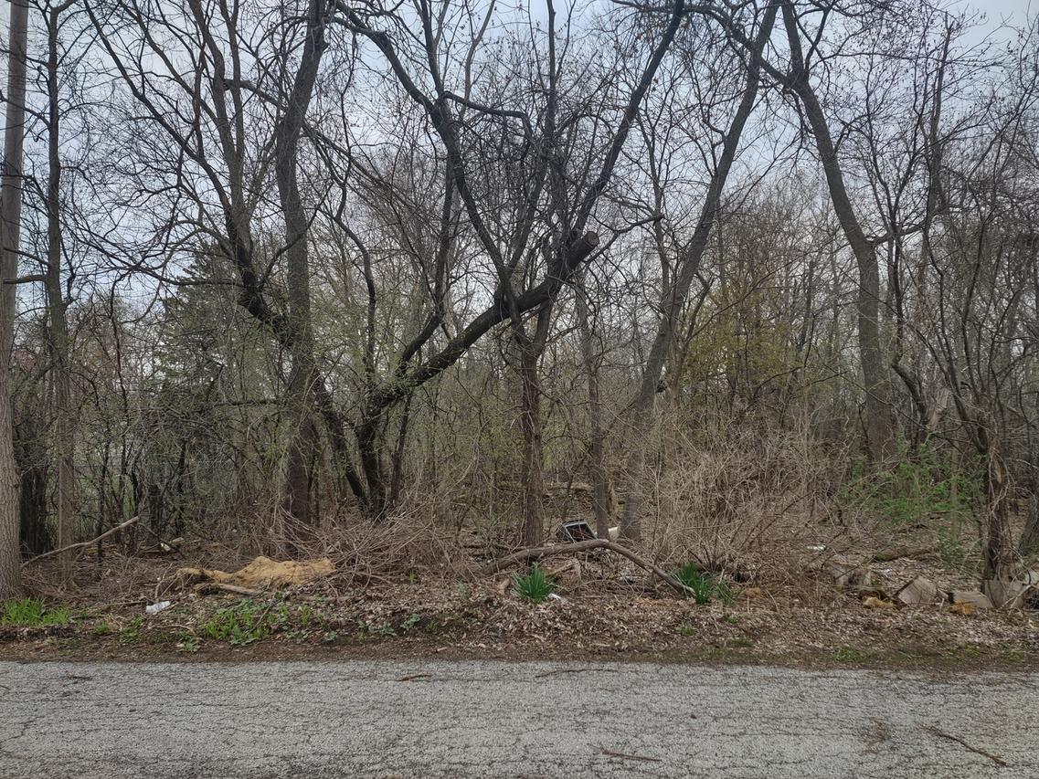 40540 N Minena St., Antioch, IL 60002