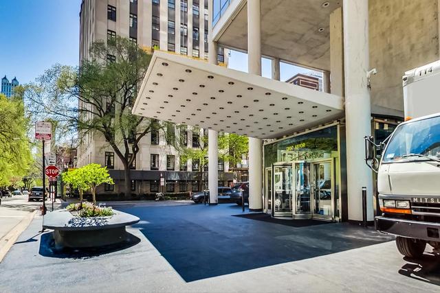 1300 N Astor St. #26C, Chicago, IL 60610