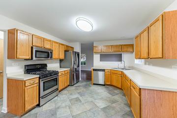 1427 S Bayport Ln., Round Lake, IL 60073