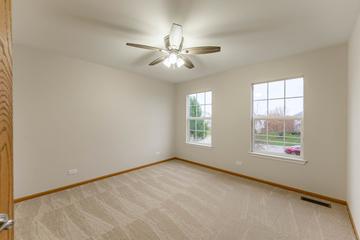 1427 S Bayport Ln., Round Lake, IL 60073