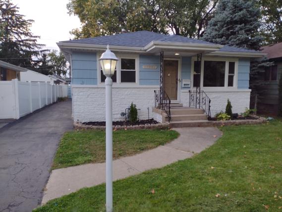 17952 Arcadia Ave., Lansing, IL 60438