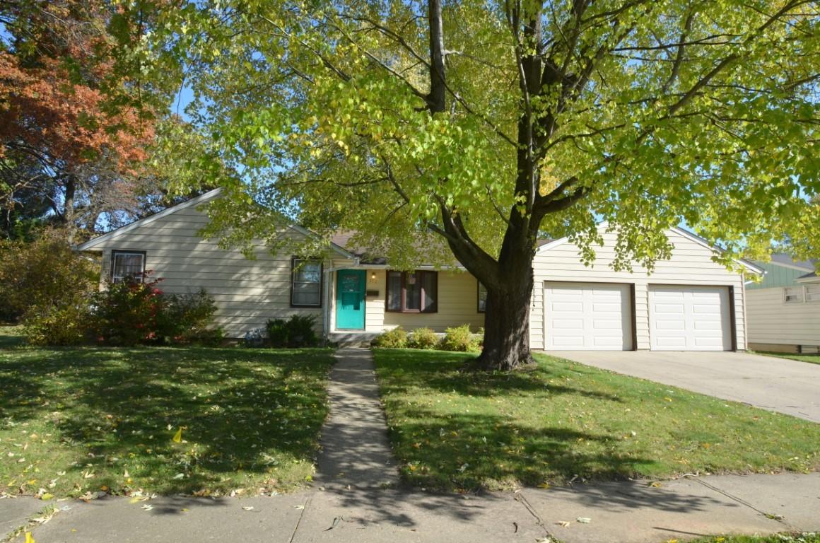 312 28th St., Rockford, IL 61108